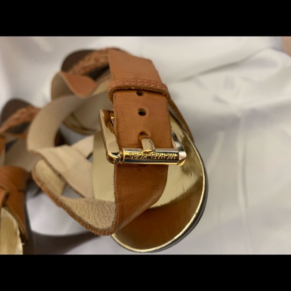 Michael Kors 5 1/2” braided leather heels. - Picture 5 of 6